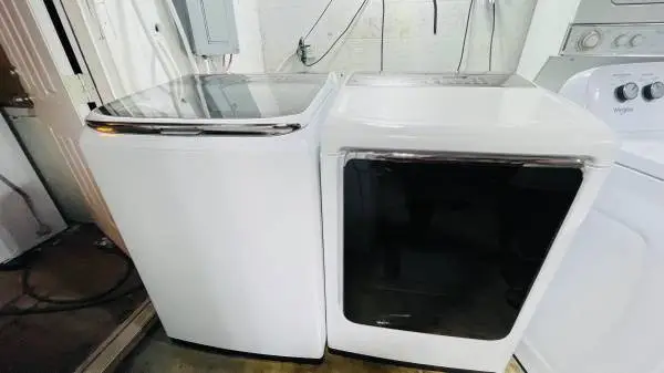 Samsung Washer&dryer Set (in WPB )