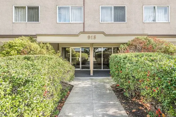 1 Bed, Pet Friendly at Firwood Apartments