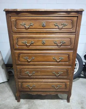 5 Drawer Dresser