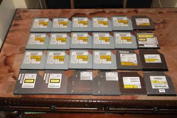 24 Used Laptop CD-Rom Readers and DVD Rewriters