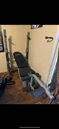 Weight bench