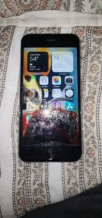 iPhone 6S 32GB Unlocked