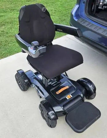 ALMOST NEW: Golden Ally Sport Mobility Power Chair