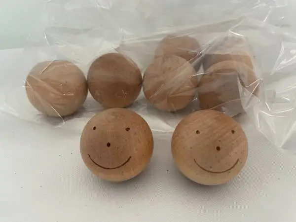 (9) Wood Doll Heads