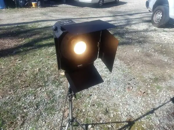 AC Studio Flash Modeling Lamp 100-120V With tripod