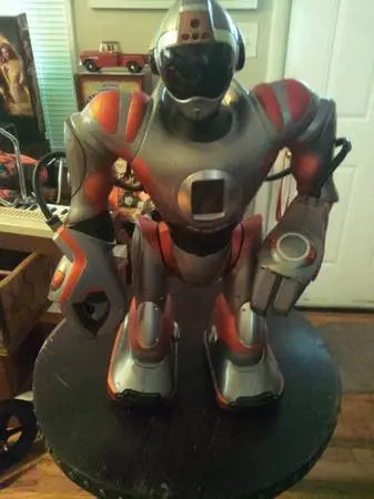 Robosapien large robot