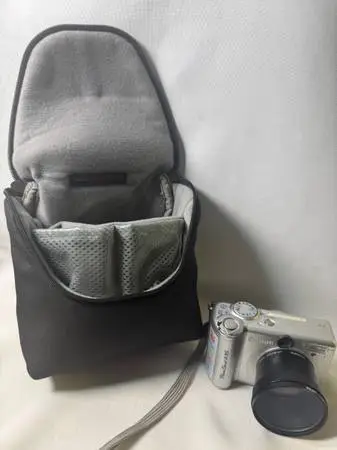 Canon Powershot A95 PC1099 Silver LCD 5MP Digital Camera Untested