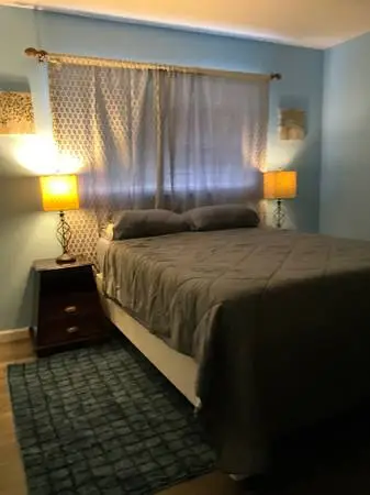I HAVE A VERY CLEAN FULLY FURNISHED ROOM AVAILABLE TO RENT RIGHT NOW