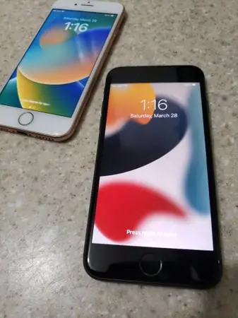 Apple Iphone 8 Unlocked 256GB BLACK OR WHITE Good Battery Health