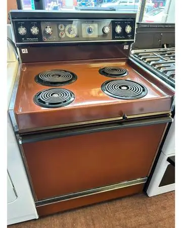 Hotpoint Estufa Electrica con funcion de Microondas