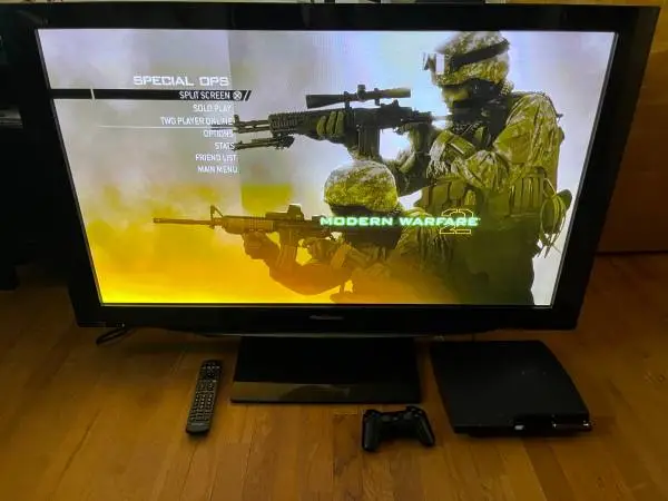 PS3 + 50” Plasma TV PlayStation 3 Slim