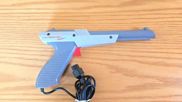 Original Nintendo NES Gray Zapper - READ FULLY!!