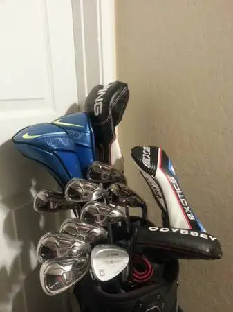 Brand New in plastic Nike full golf clubs set and bag