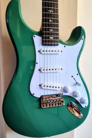 PRS SE Silver Sky
