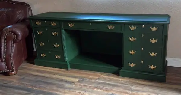 EXCELLENT CREDENZA FOR LOW PRICE