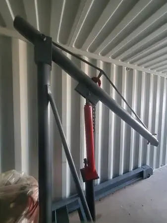 HEAVY DUTY ENGINE HOIST