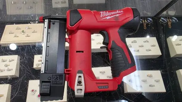 Milwaukee Nailer