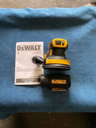 DeWalt 20Volt 5” Cordless Random  Orbit Sander