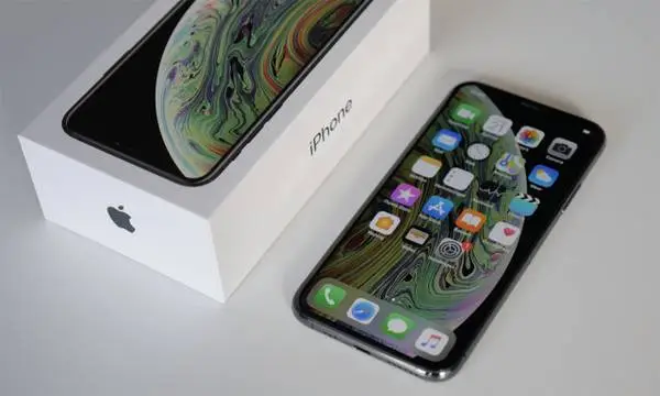 iPHONE XS - 64GB - BLACK - FACTORY UNLOCKED - WARRANTY