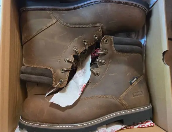 KODIAK LEATHER WORK BOOTS. NEW! SIZE: 12