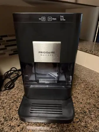 Frigidaire Counter-top Ice Maker