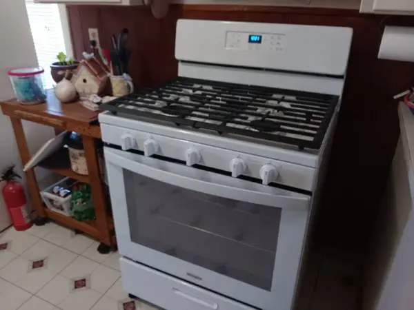 Whirlpool gas stove