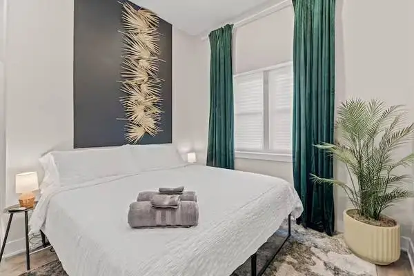 FULL FURNISHED APARTMENT LIQUIDATION