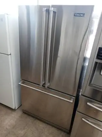 ★Viking stainless steel french-door refrigerator