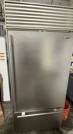 Subzero Stainless Fridge 36”/Wolf Gas Range 48”/Viking Hood 48”