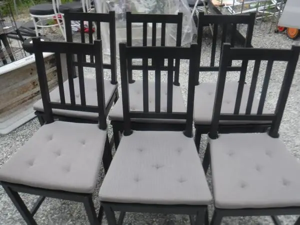 6 Ikea Kitchen Chairs Like New Condition