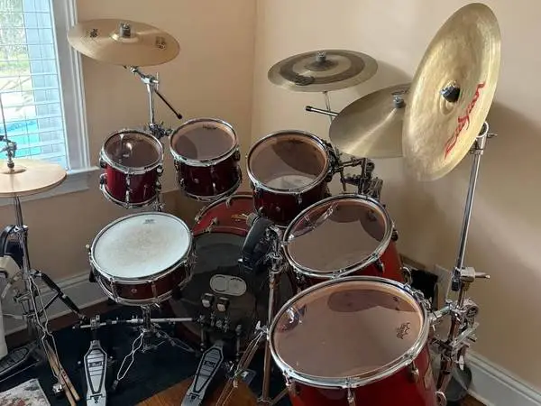 Beautiful Pearl Masters Mahogany Classic Limited Edition Drum Set