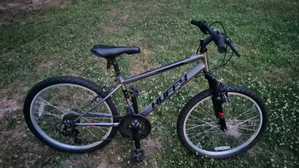 24 Huffy Rock Creek Mountain Bike