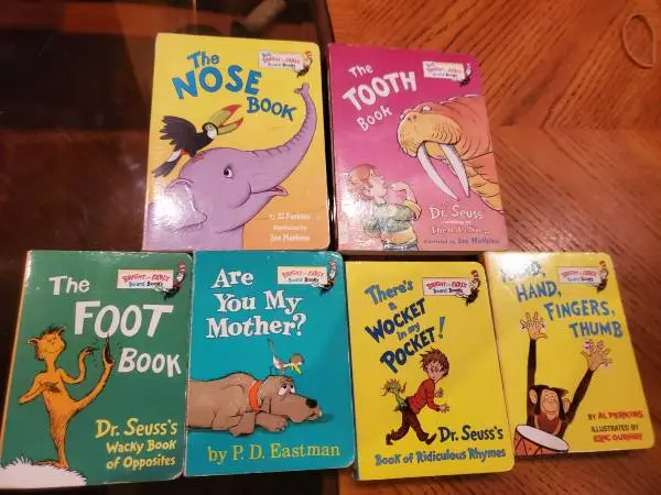 Small Dr Seuss kids books