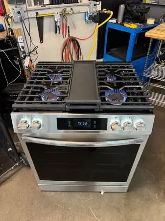 Frigidaire Gas Stove    $800