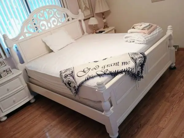 King Bedroom Suite Off White High Boy 2 night stands +