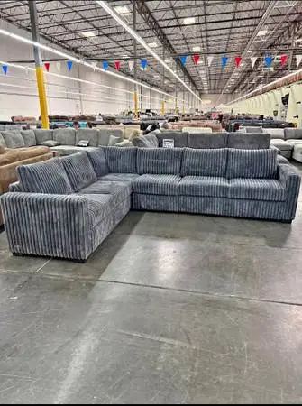 0 Down , Take Home! NEW Avenue New Sectional Set