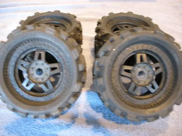 Complete Set Of Four Pro-Line Big Joe Tires