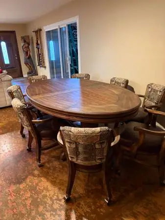 Poker table