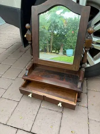 ANTIQUE MIRROR & DRAWER $20