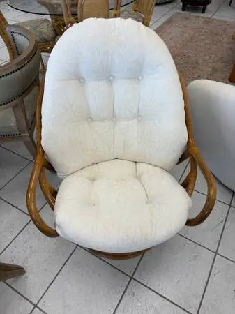 Papasan Chair