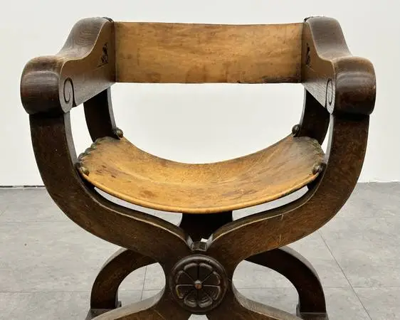 Antique Renaissance Revival Savonarola or Dante Lounge Chair