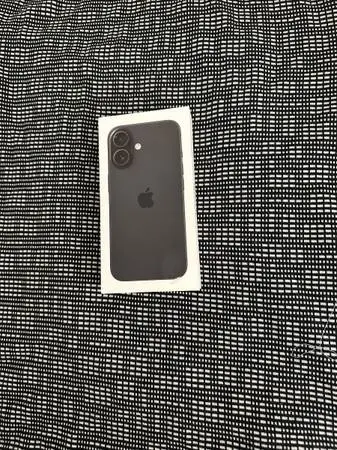New Apple iphone 16 black 128gb unlocked