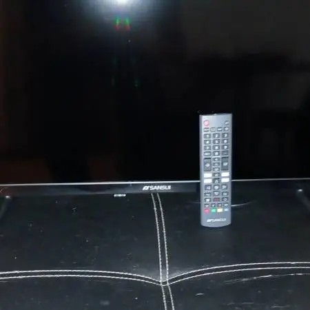 Roberts TVs and dvd player to sell