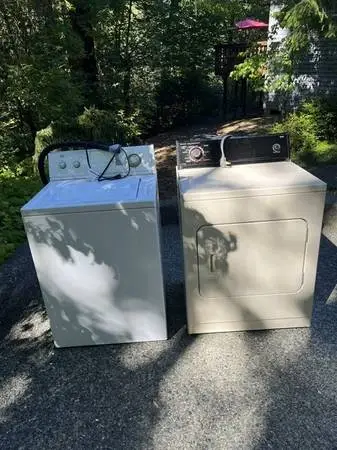 Whirlpool Roper Washer & Dryer