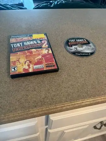 TONY HAWKS UNDERGROUND 2 • PlayStation 2 Video Game and Tony Hawk’s U