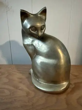 Vintage Brass Sitting Cat