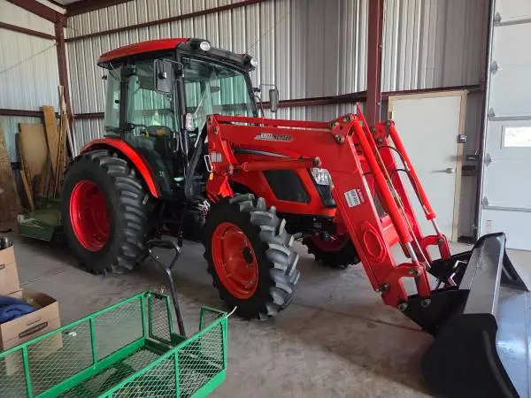 Kioti RX7320  4x4 Enclosed Cab Tractor