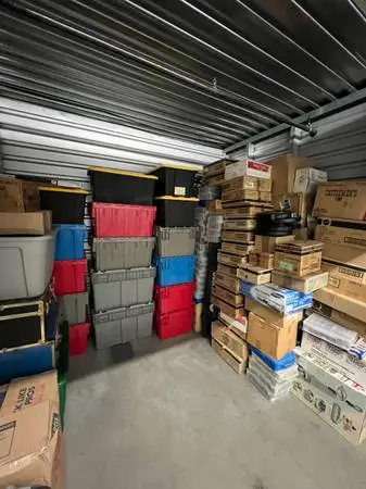 LOOKING FOR LIQUIDATION LOTS HOT WHEELS & OTHER DIECAST
