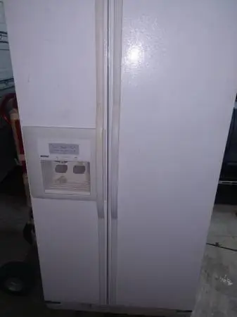 Kenmore SxS Refrigerator/Freezer - FREE