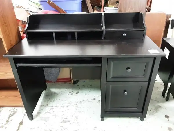 Desk 10573